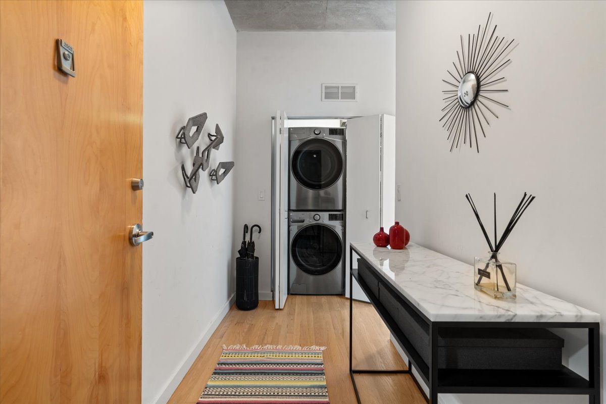 1720 S Michigan Avenue Unit: 2503