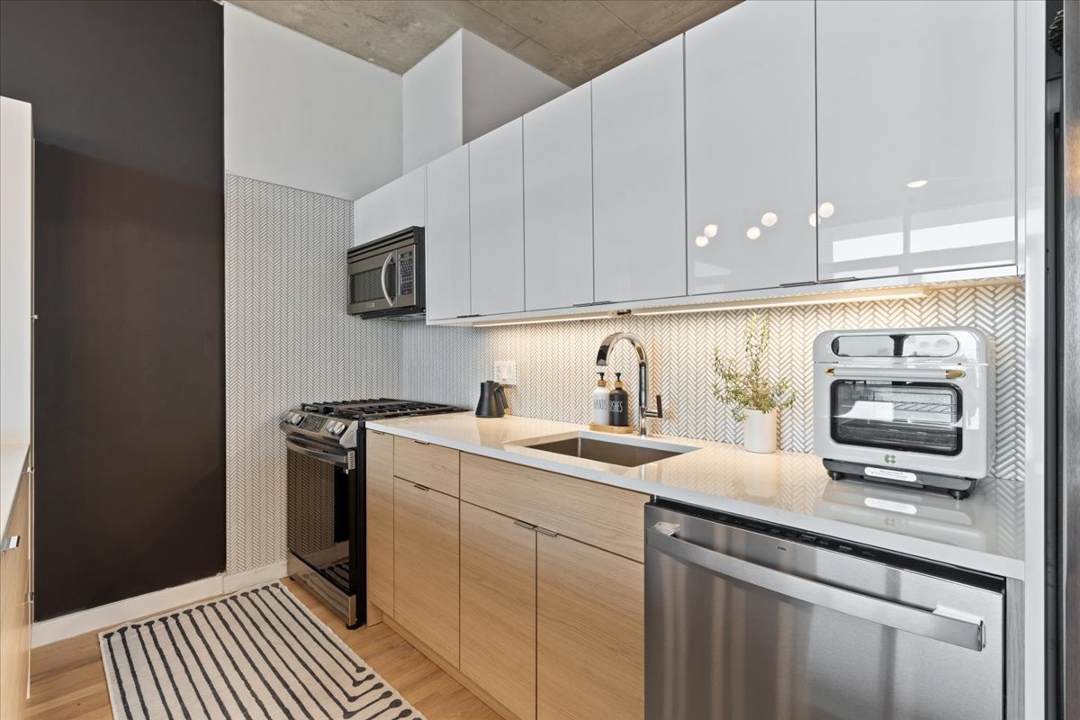 1720 S Michigan Avenue Unit: 2503