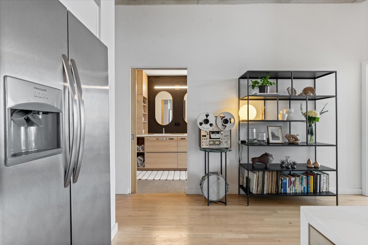1720 S Michigan Avenue Unit: 2503