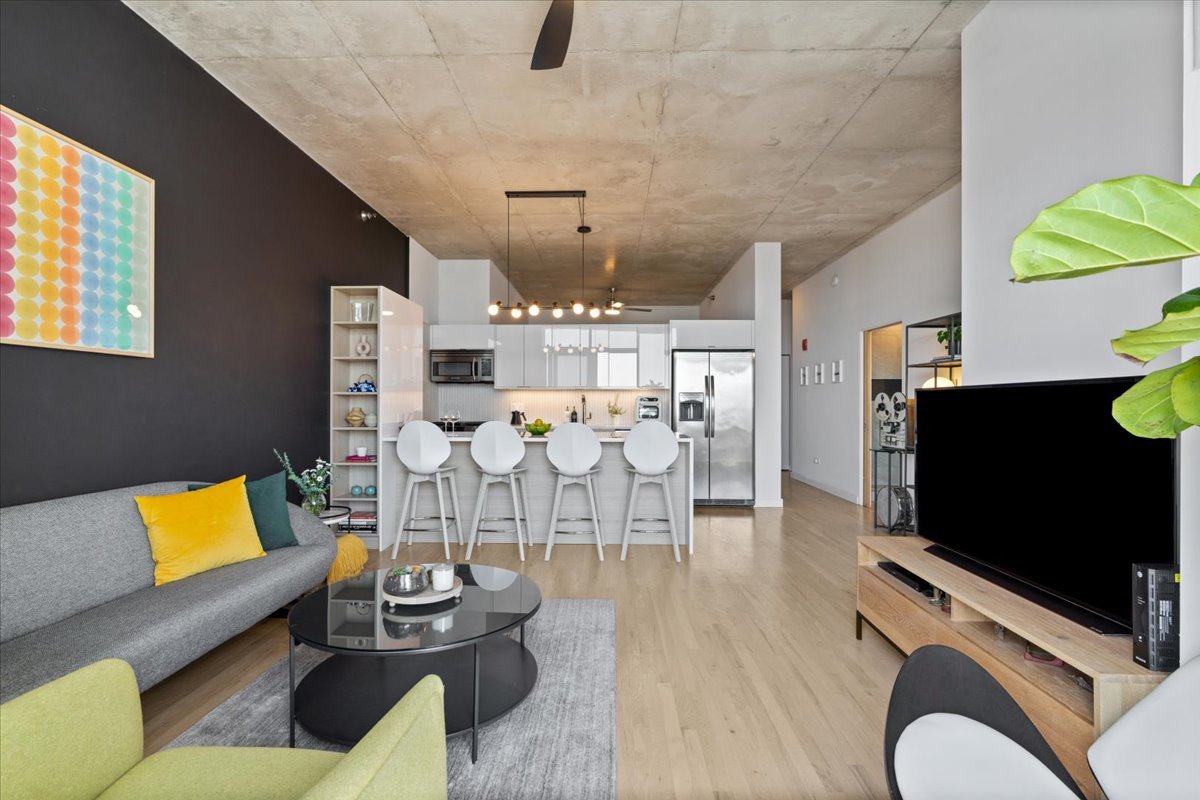 1720 S Michigan Avenue Unit: 2503