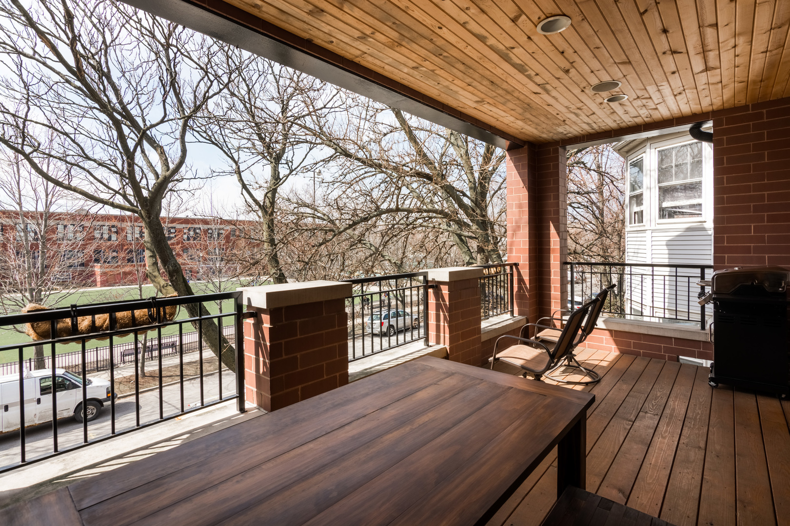 3315 N Seminary Avenue Unit: 2