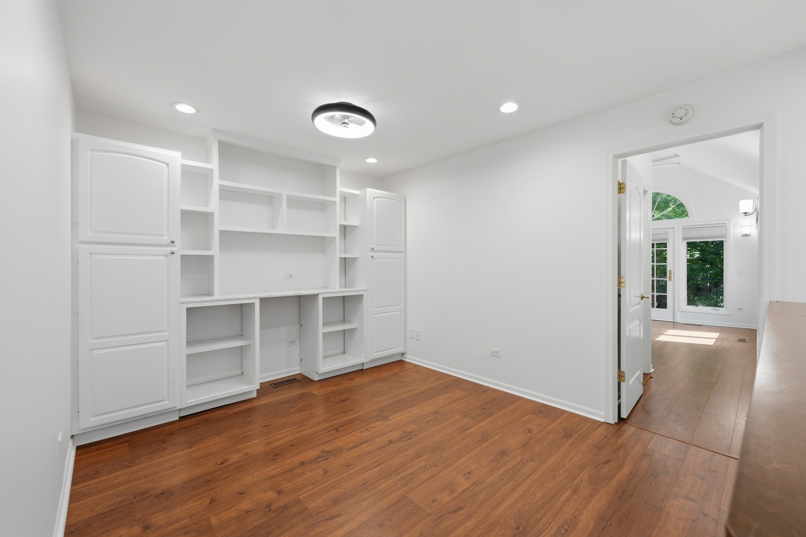 4268 W Harrington Lane