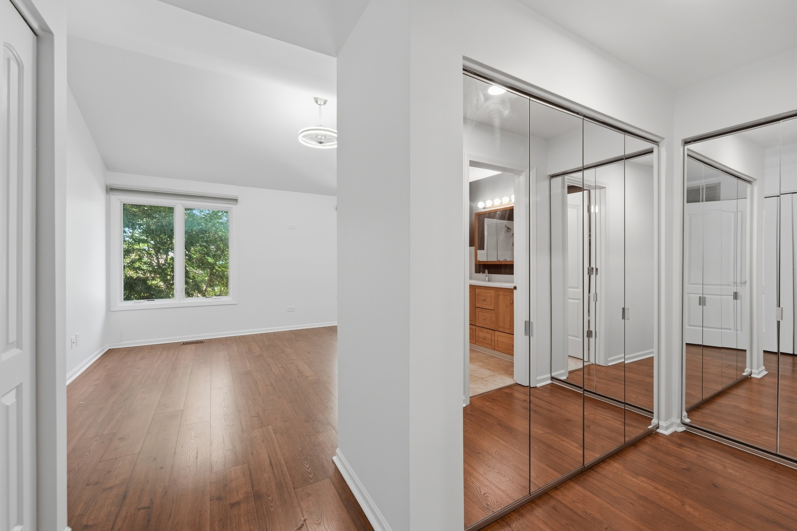4268 W Harrington Lane