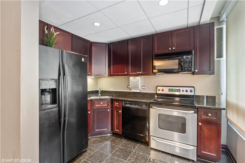 33 W Ontario Street Unit: 38F