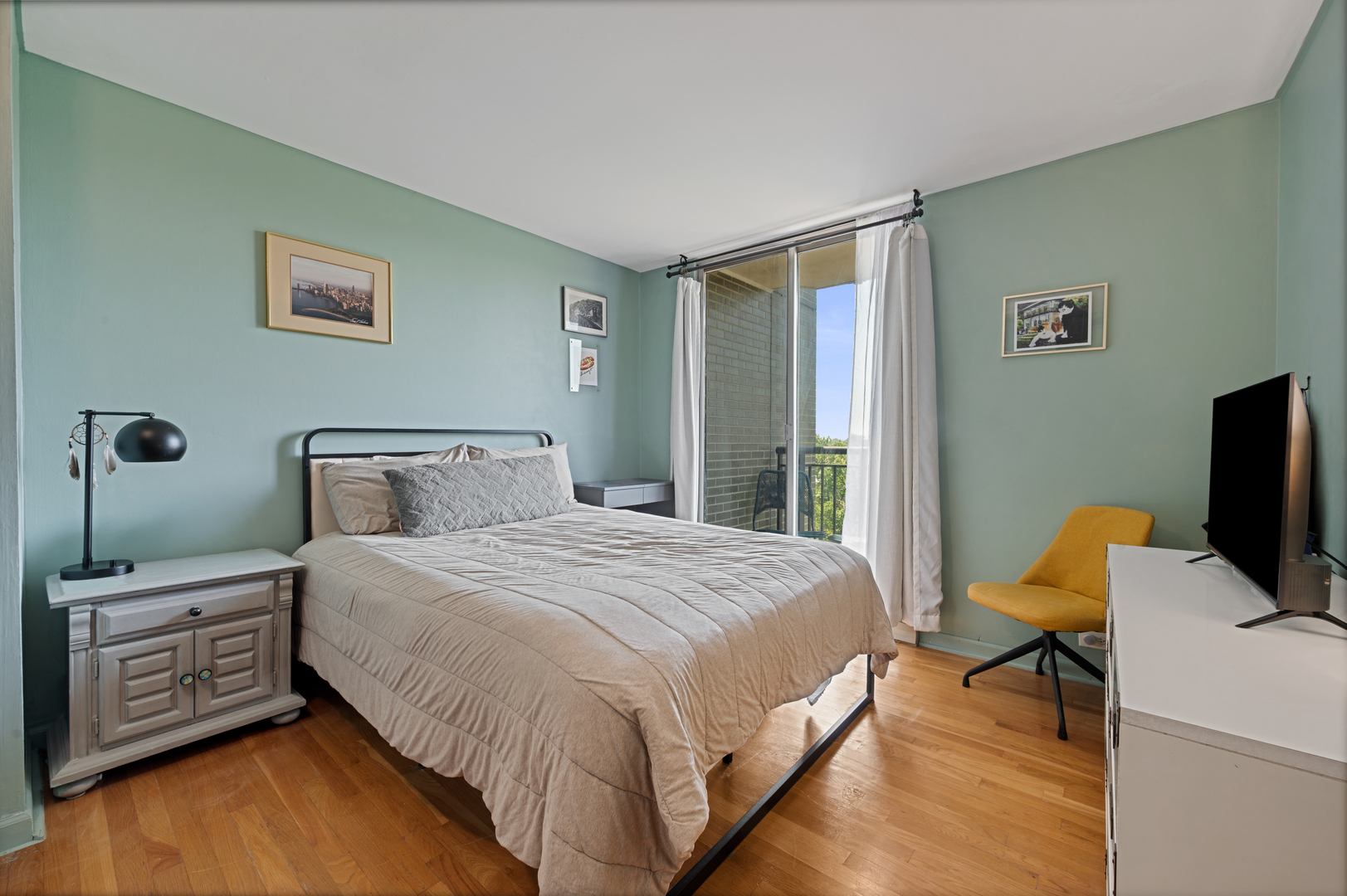 6007 N Sheridan Road Unit: 5J