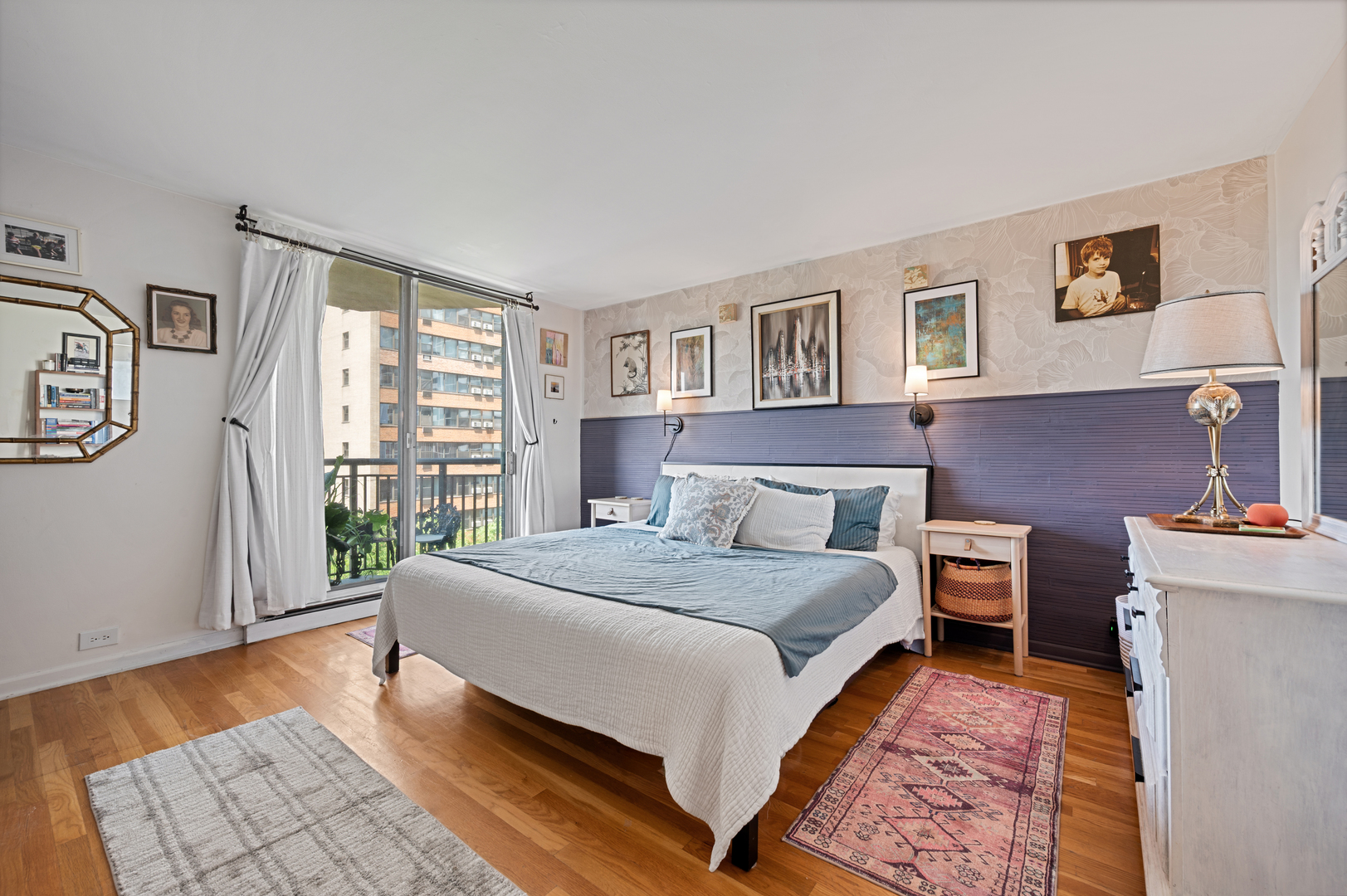 6007 N Sheridan Road Unit: 5J