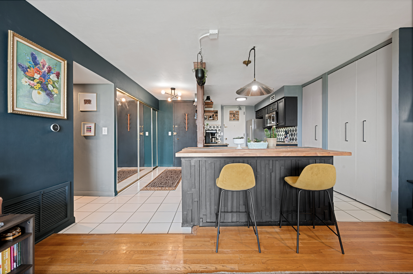 6007 N Sheridan Road Unit: 5J
