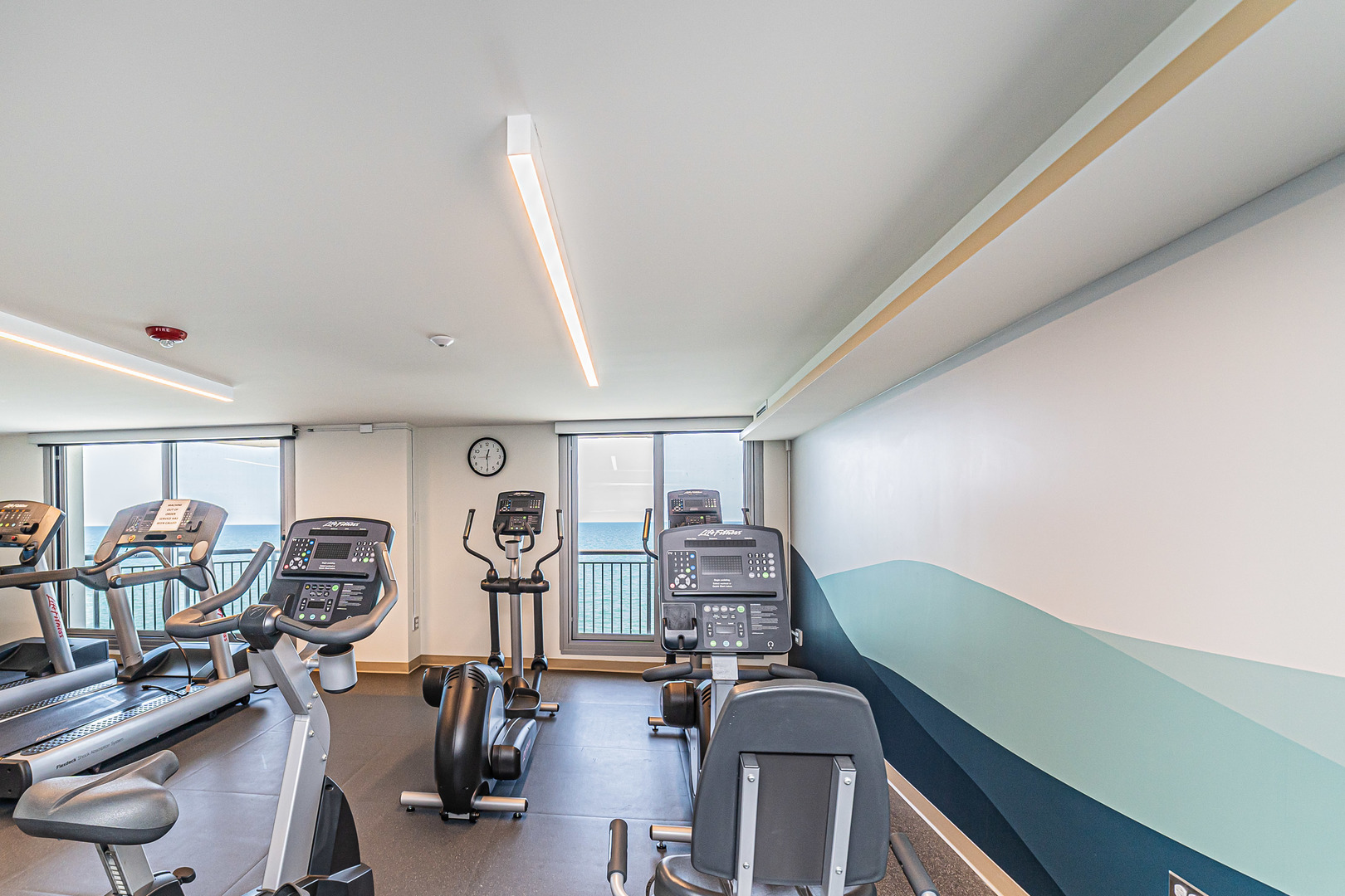 6007 N Sheridan Road Unit: 5J