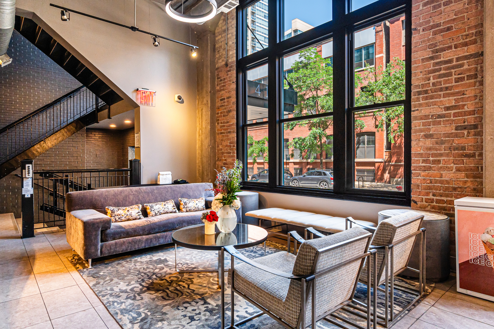 411 W Ontario Street Unit: 407