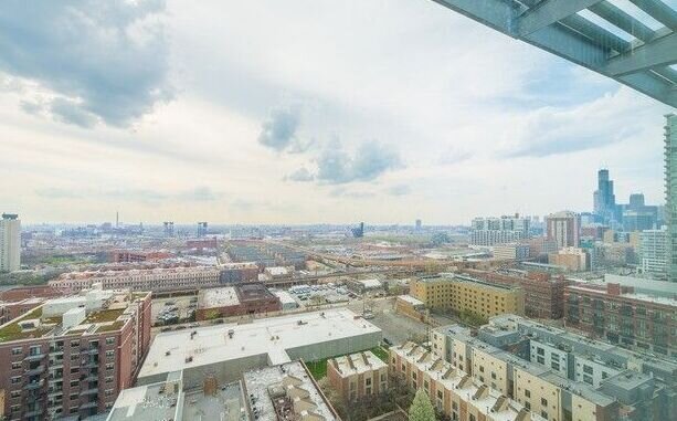 1845 S Michigan Avenue Unit: 2004