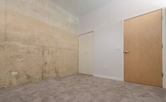 1845 S Michigan Avenue Unit: 2004