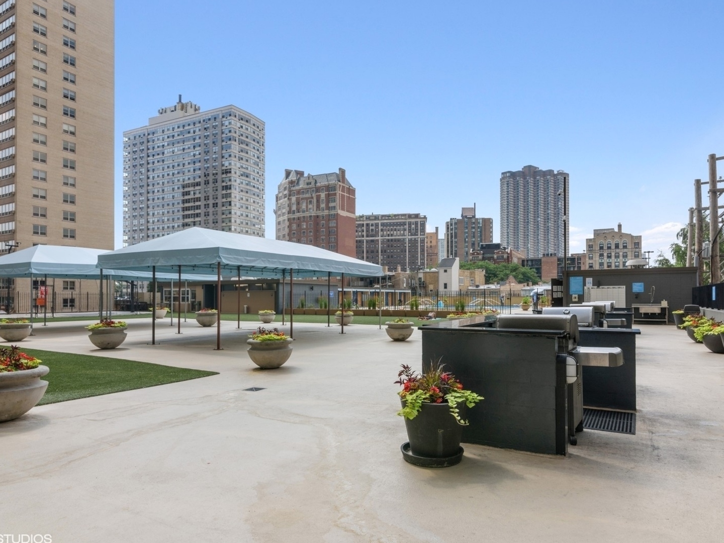 655 W Irving Park Road Unit: 5411