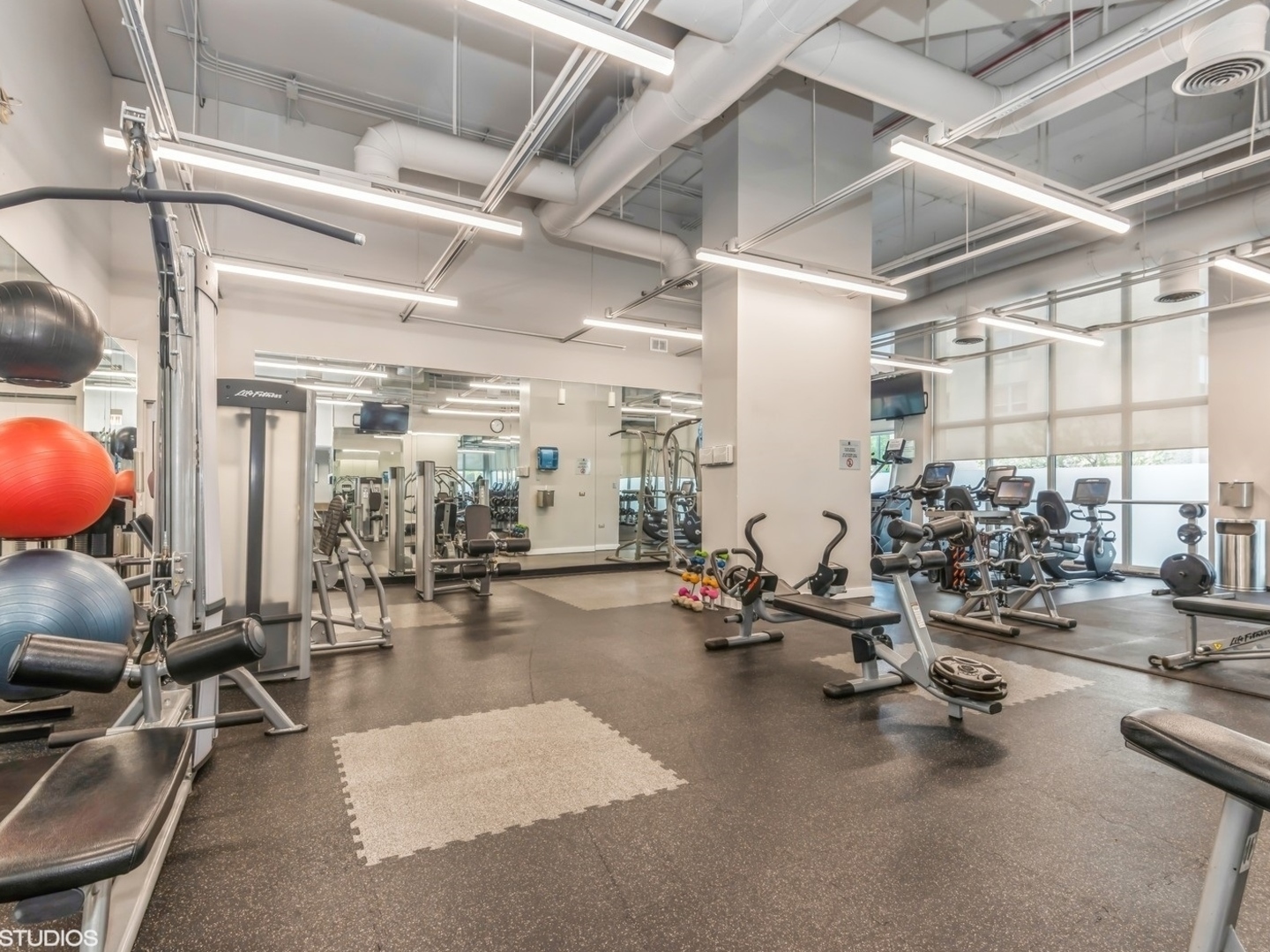 655 W Irving Park Road Unit: 5411