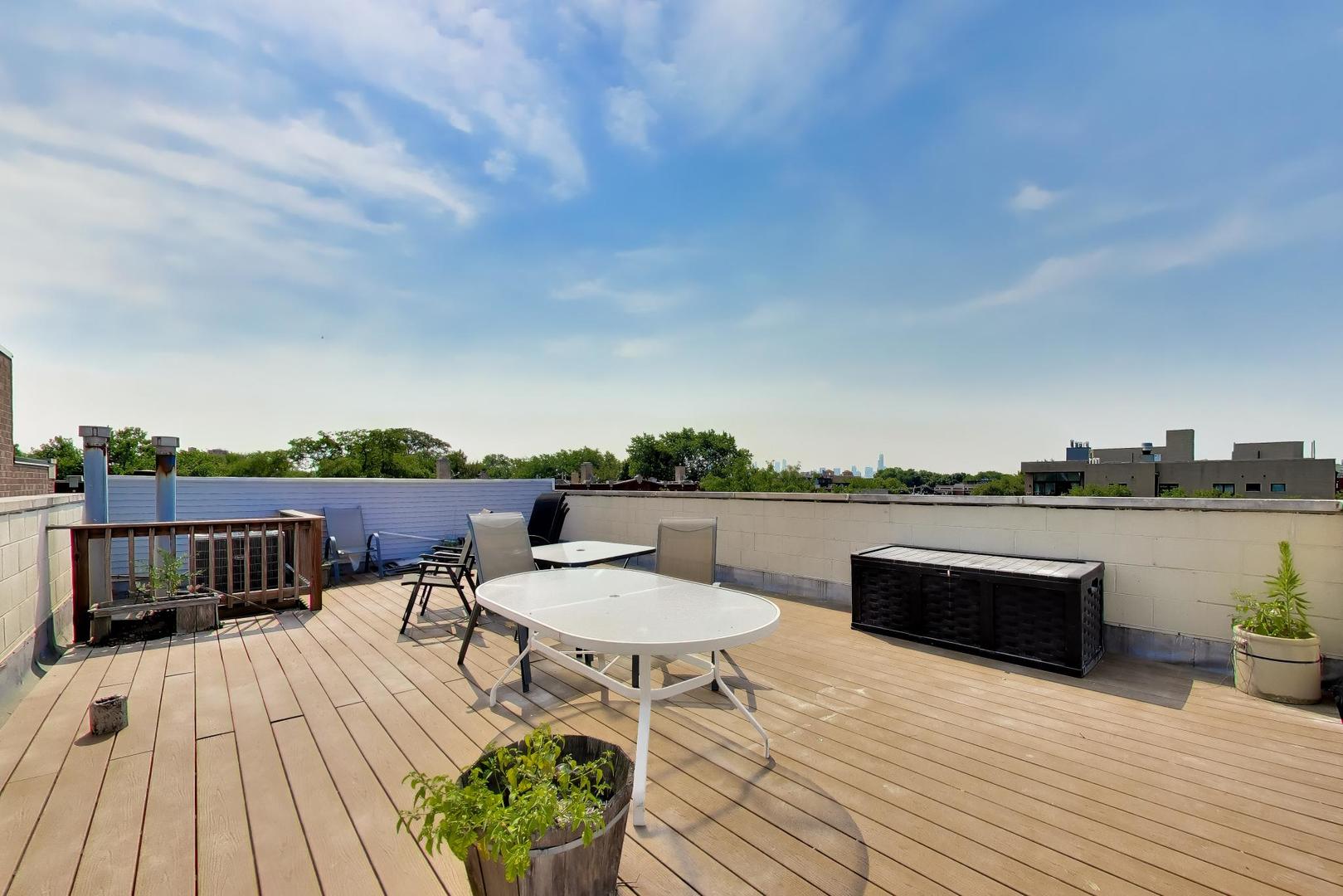 3250 N Damen Avenue Unit: 2