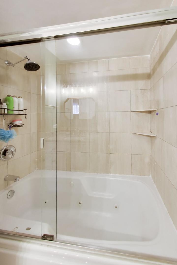 3250 N Damen Avenue Unit: 2