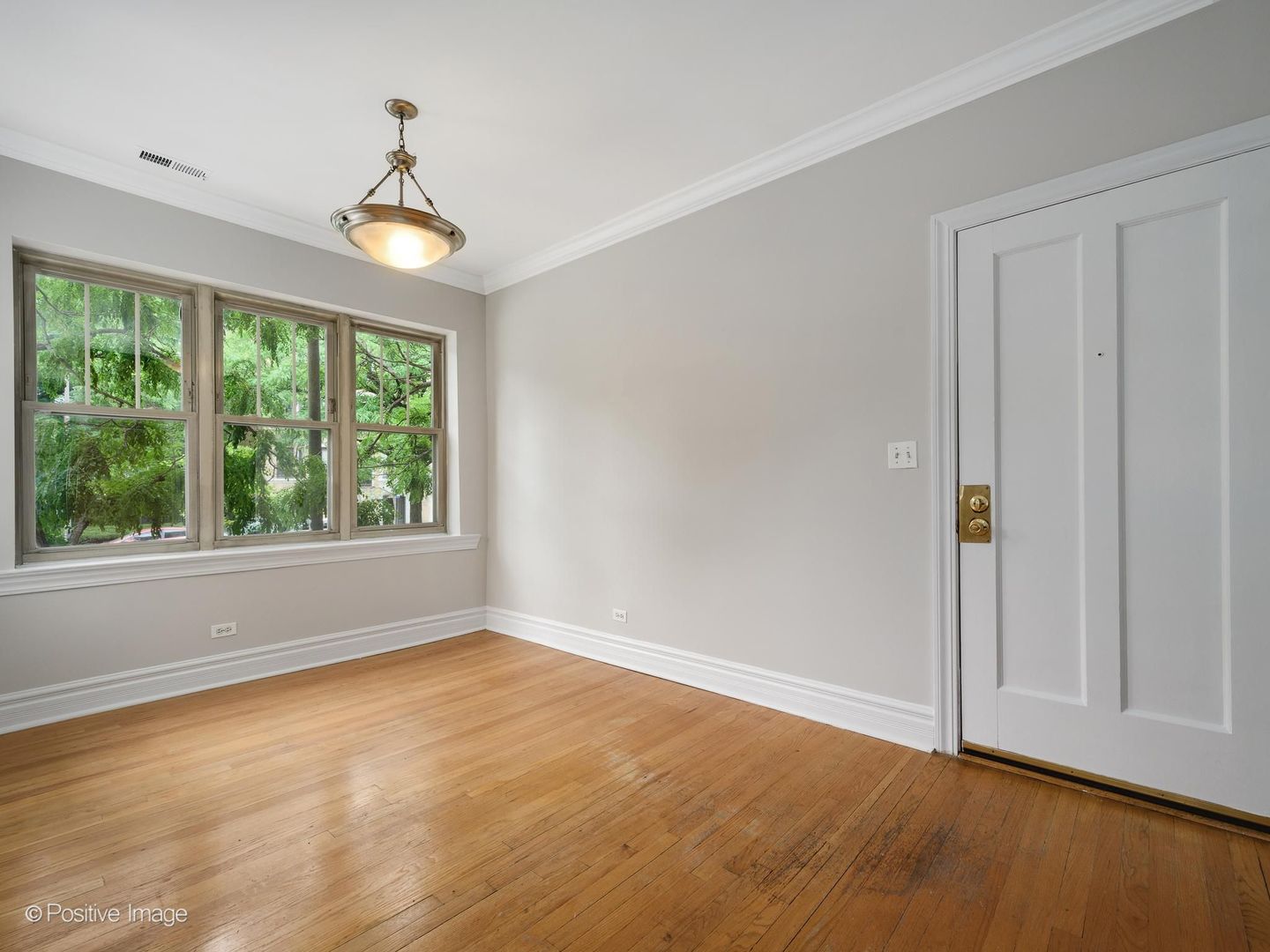 2129 N Kedzie Boulevard Unit: 1