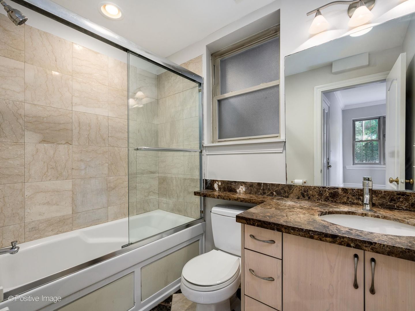 2129 N Kedzie Boulevard Unit: 1