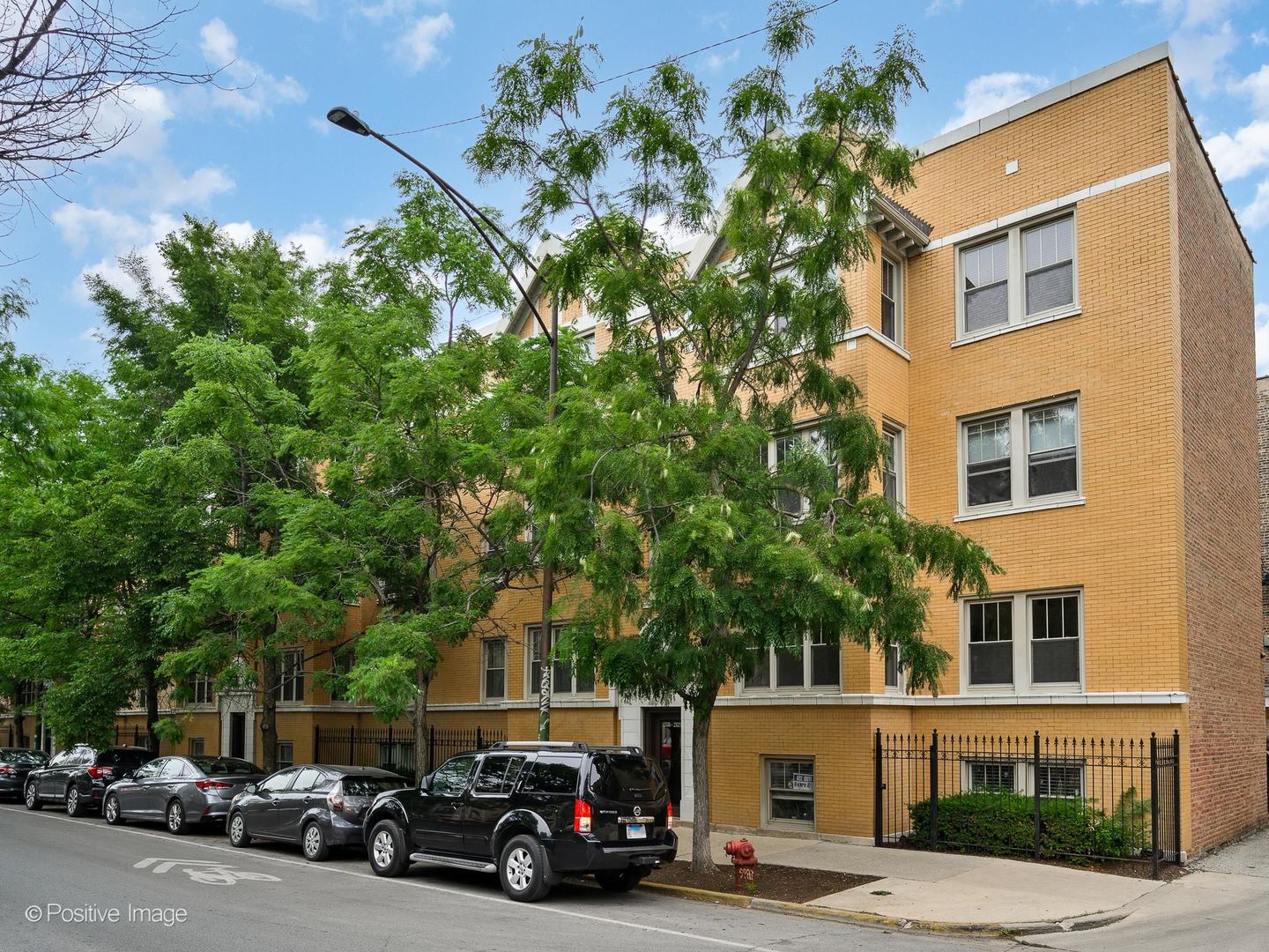 2129 N Kedzie Boulevard Unit: 1