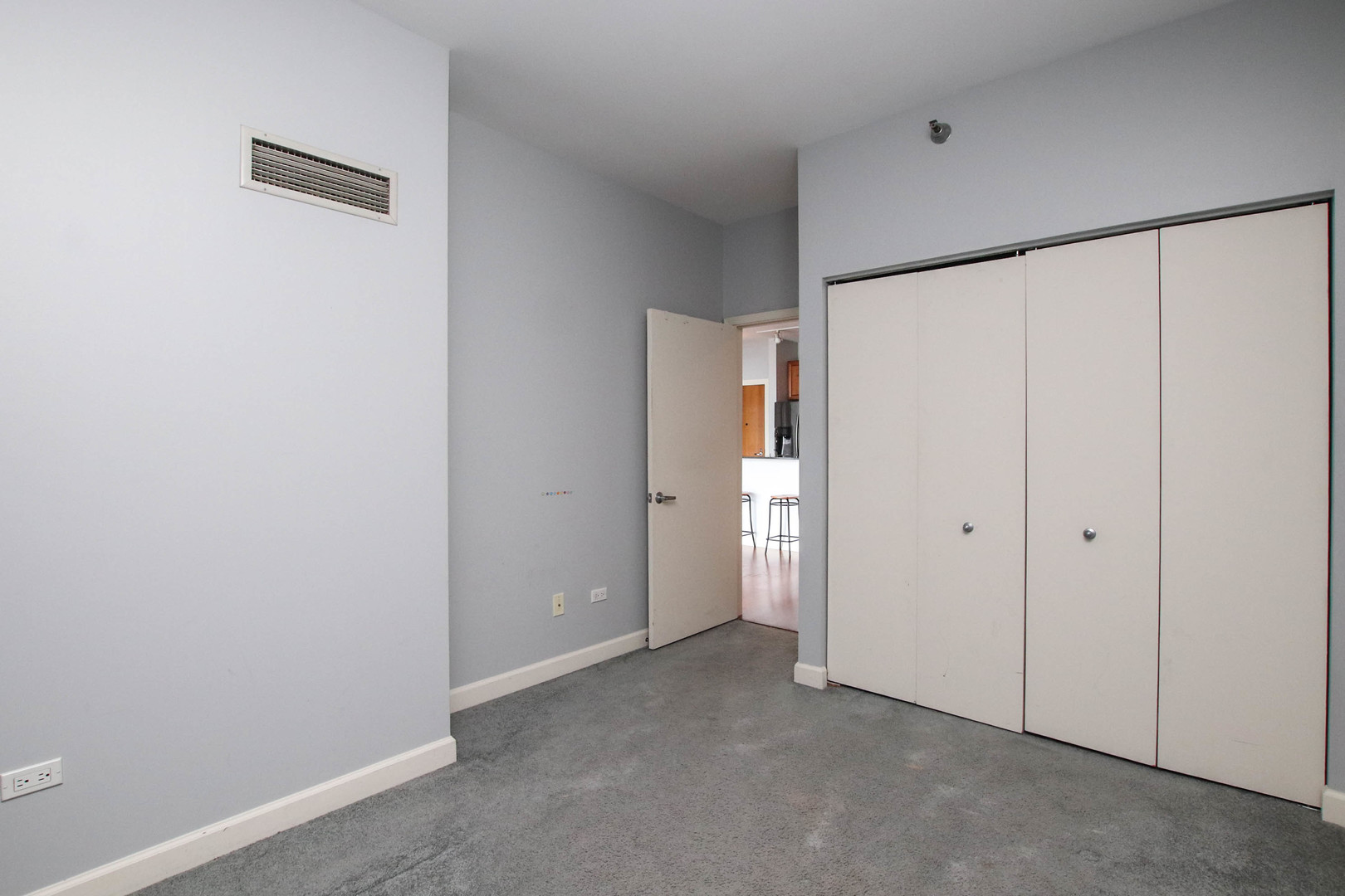 1841 S Calumet Avenue Unit: 1902