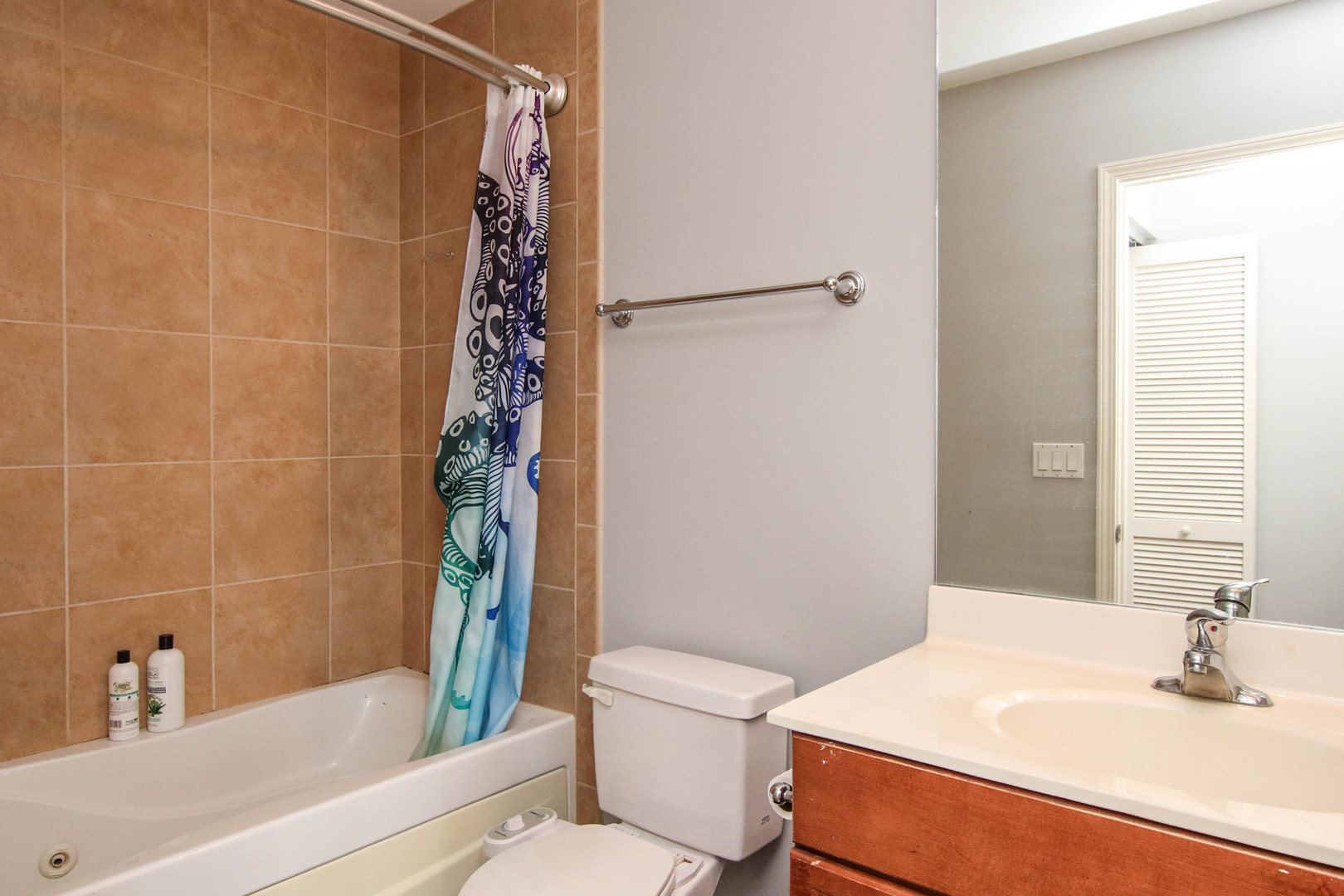1841 S Calumet Avenue Unit: 1902