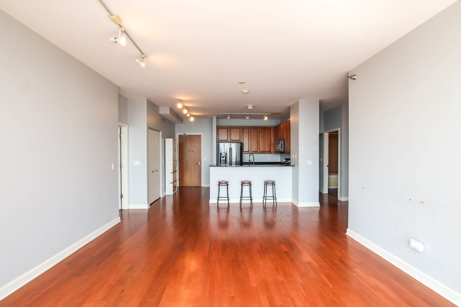 1841 S Calumet Avenue Unit: 1902