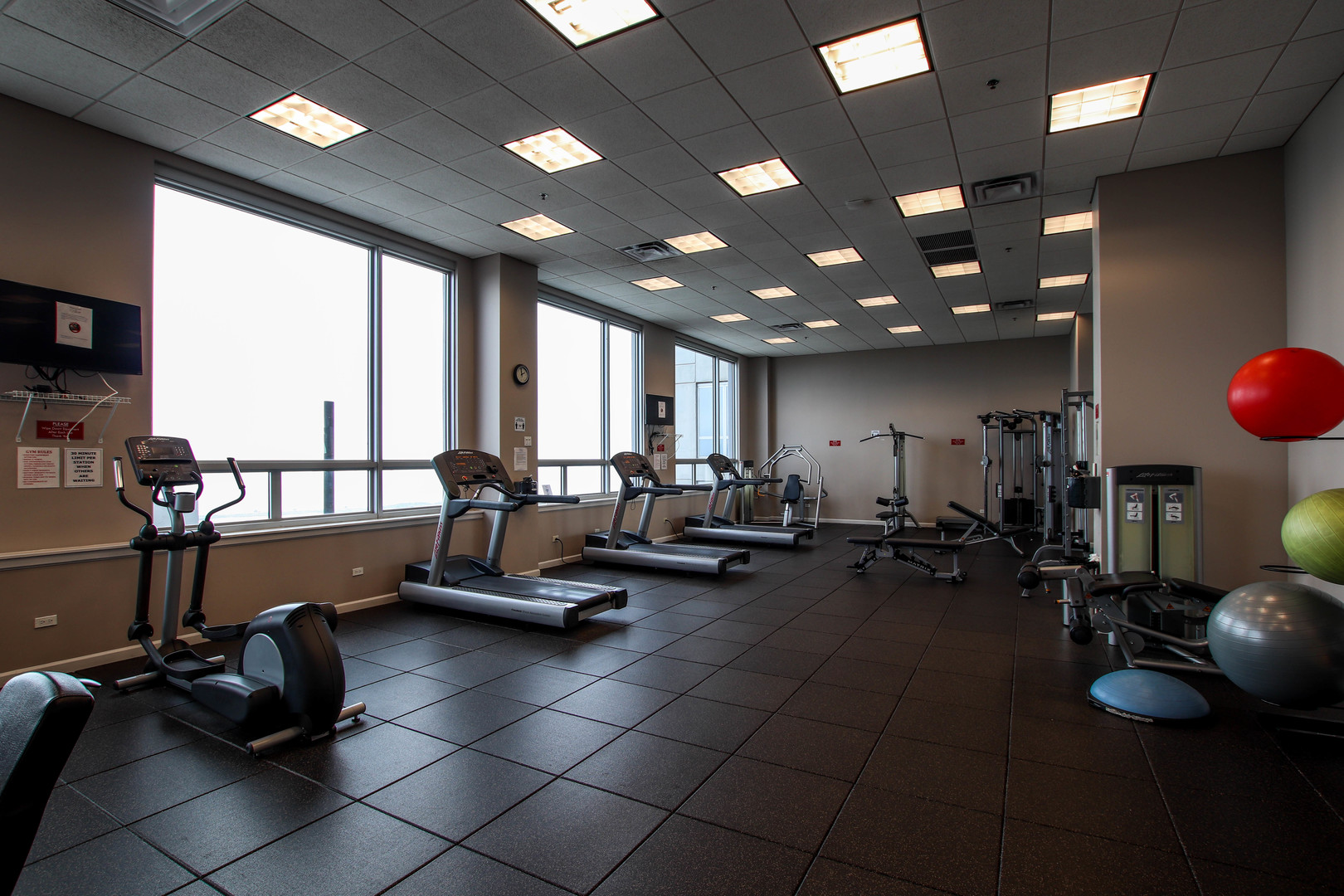 1841 S Calumet Avenue Unit: 1902