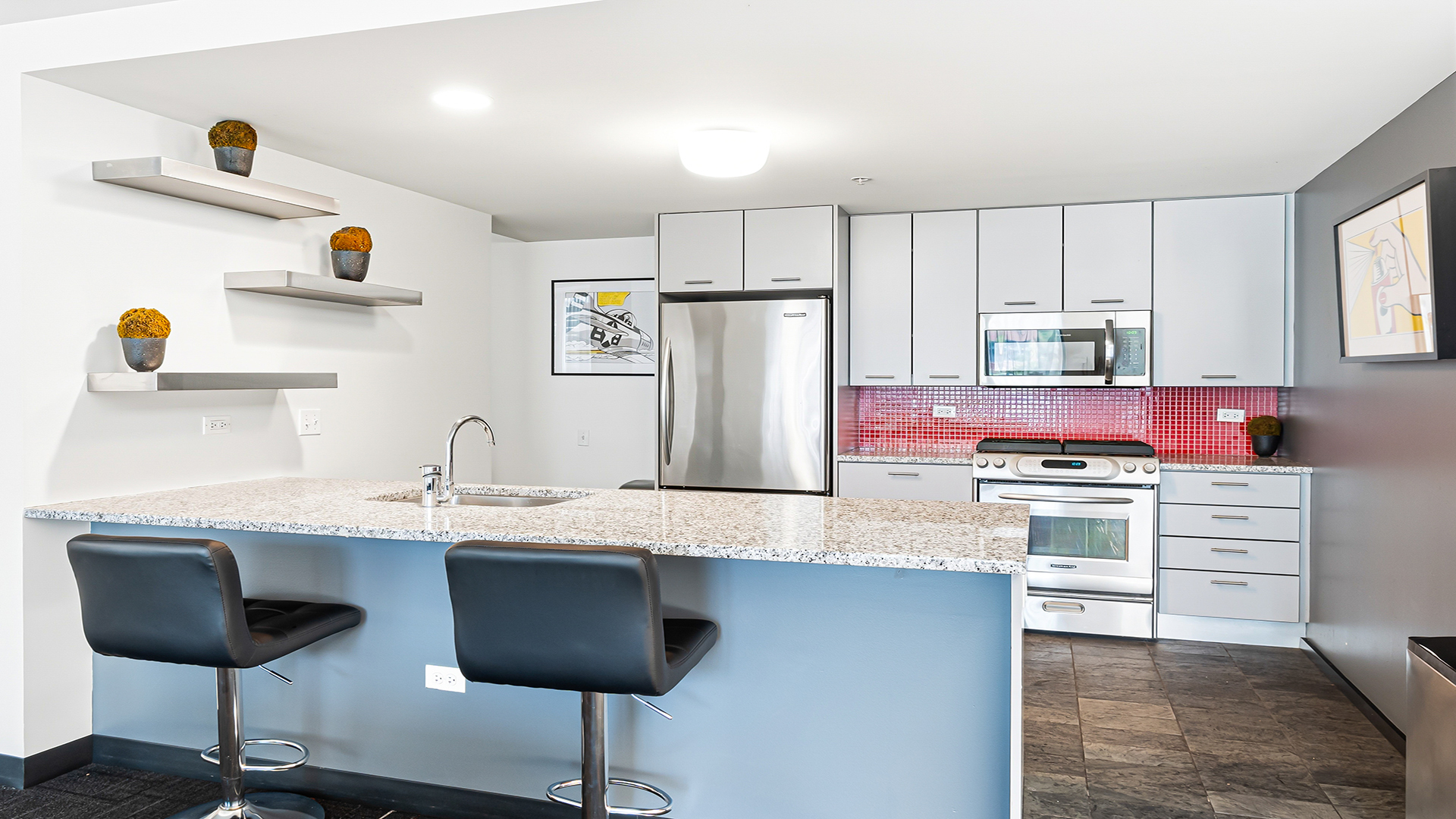 659 W Randolph Street Unit: 1016