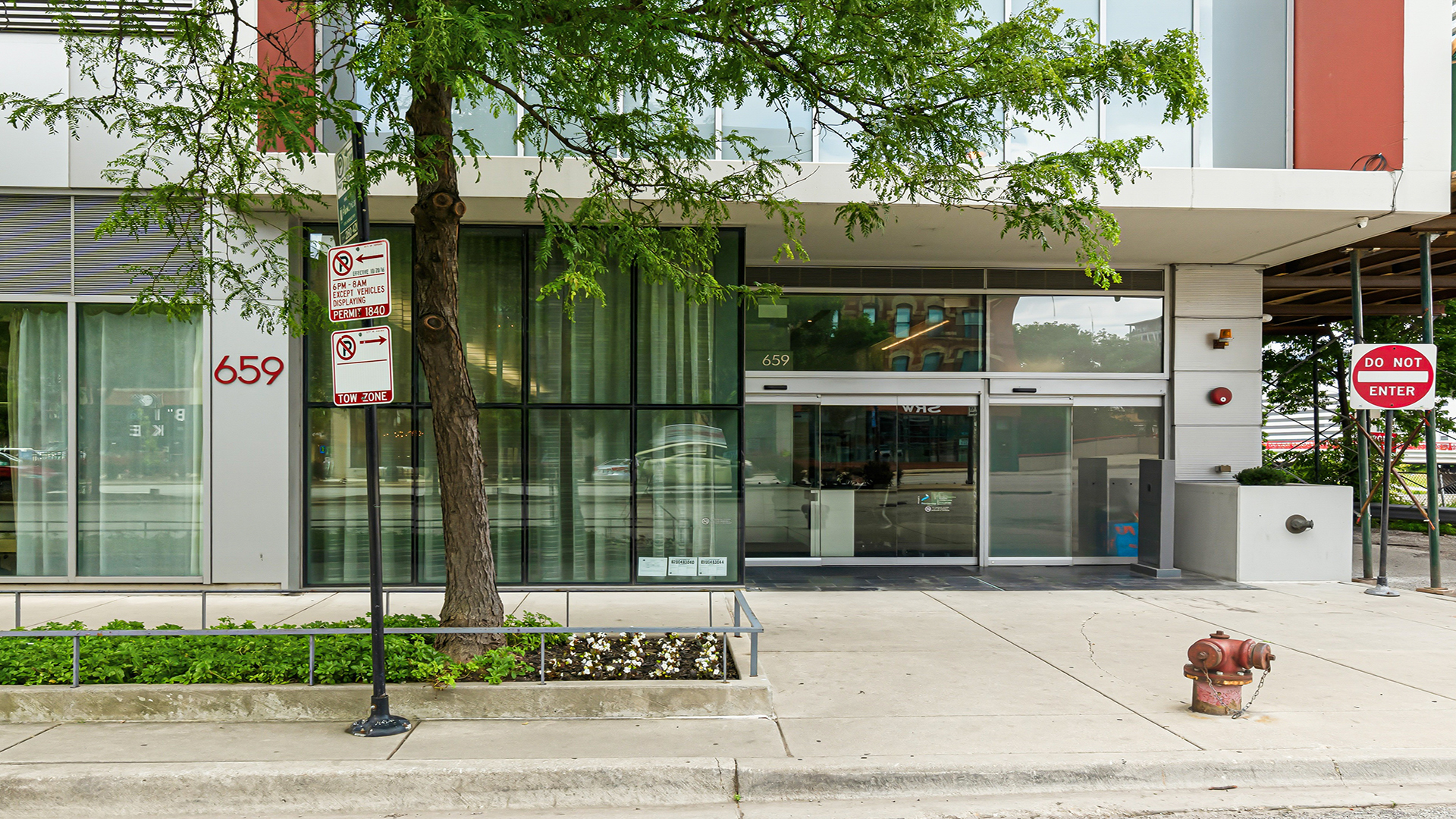 659 W Randolph Street Unit: 1016