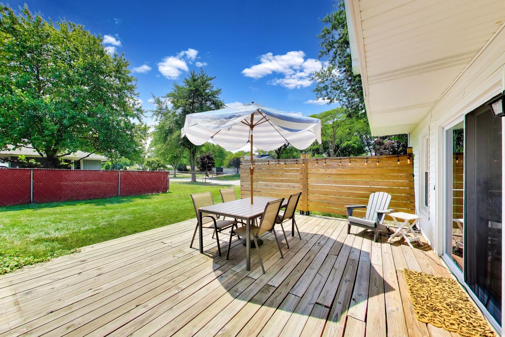 23W235 Westchester Court