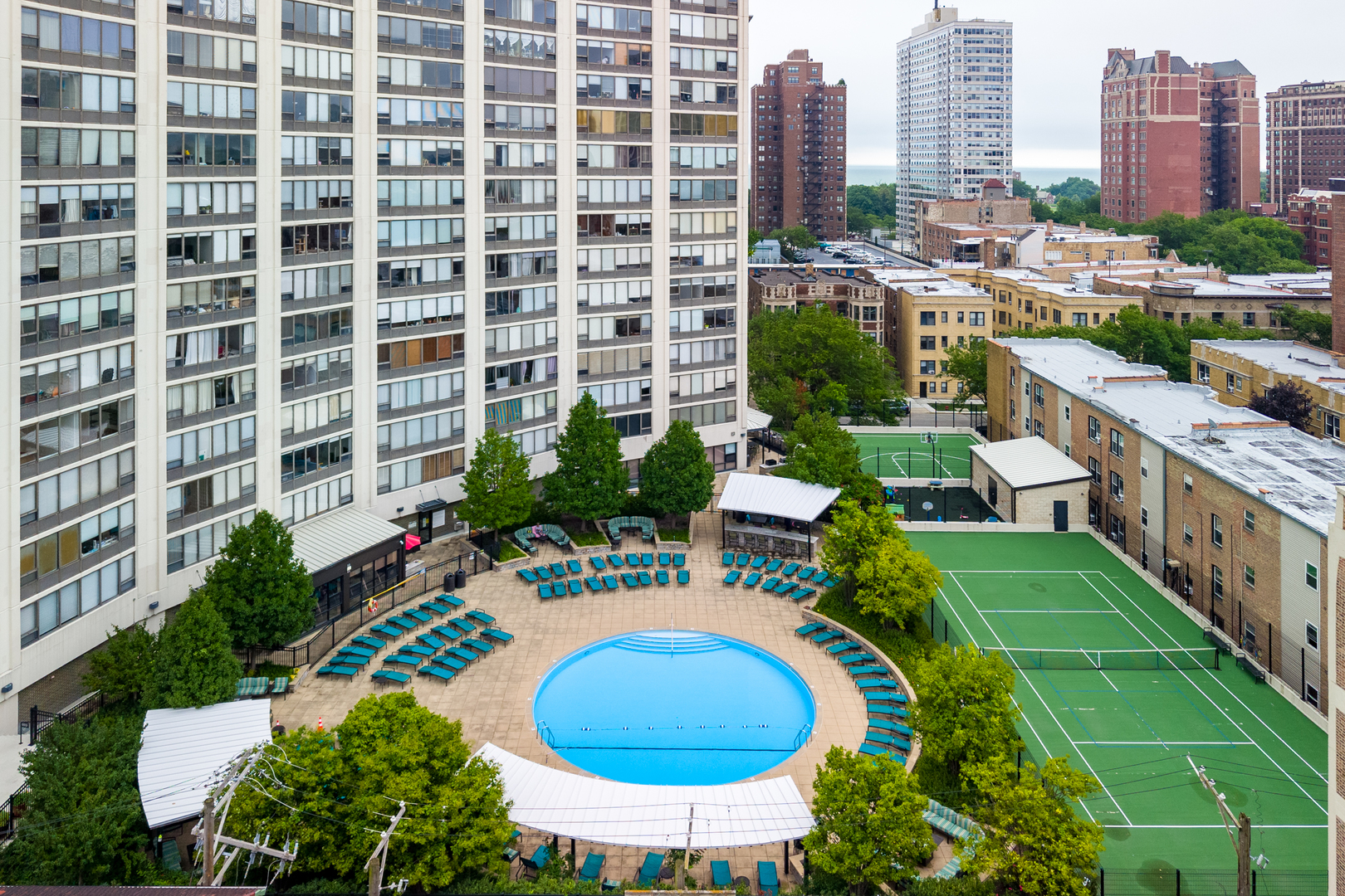 3930 N PINE GROVE Avenue Unit: 1710