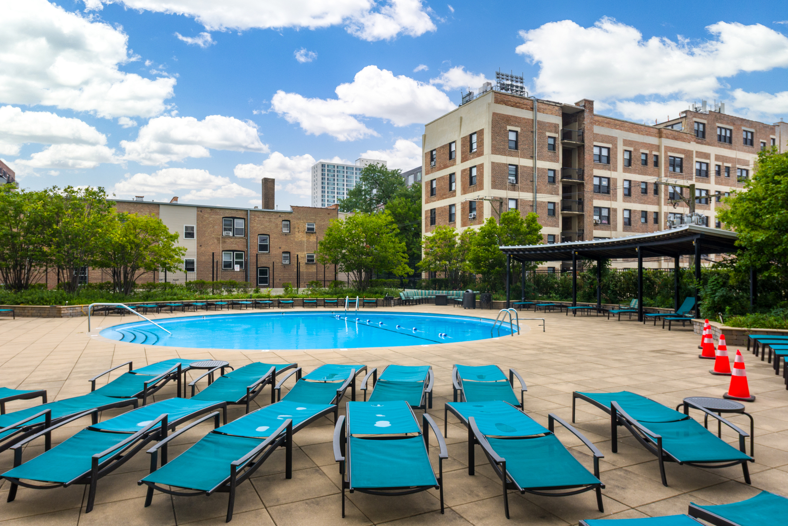 3930 N PINE GROVE Avenue Unit: 1710