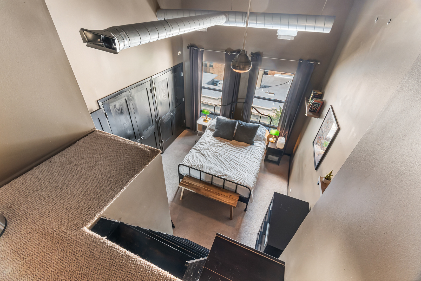 3150 N Sheffield Avenue Unit: 604