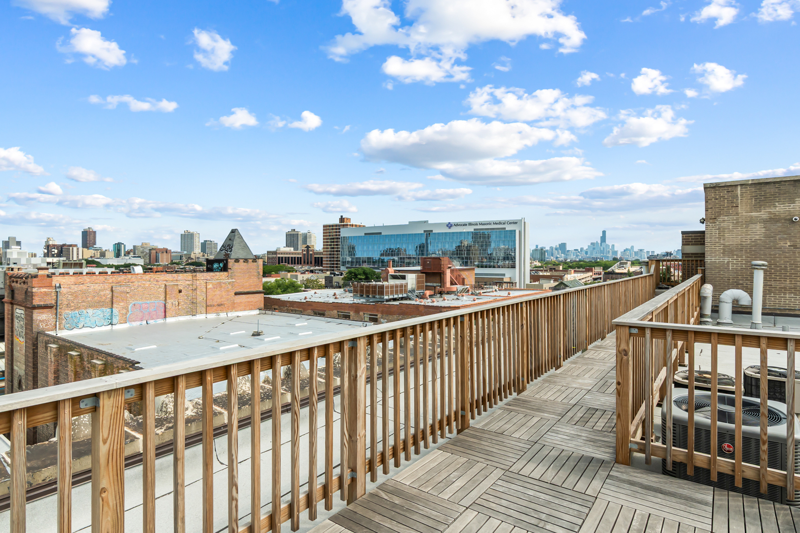 3150 N Sheffield Avenue Unit: 604