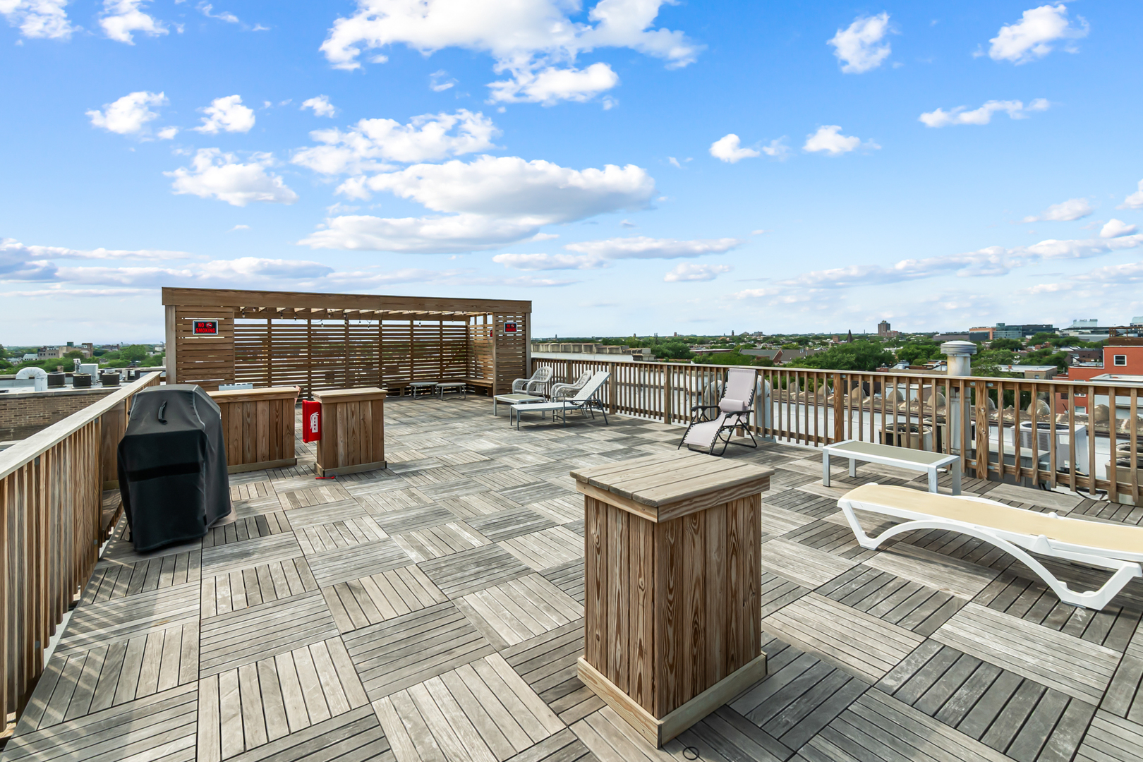 3150 N Sheffield Avenue Unit: 604