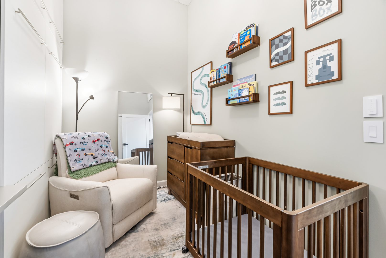 936 W Madison Street Unit: D2