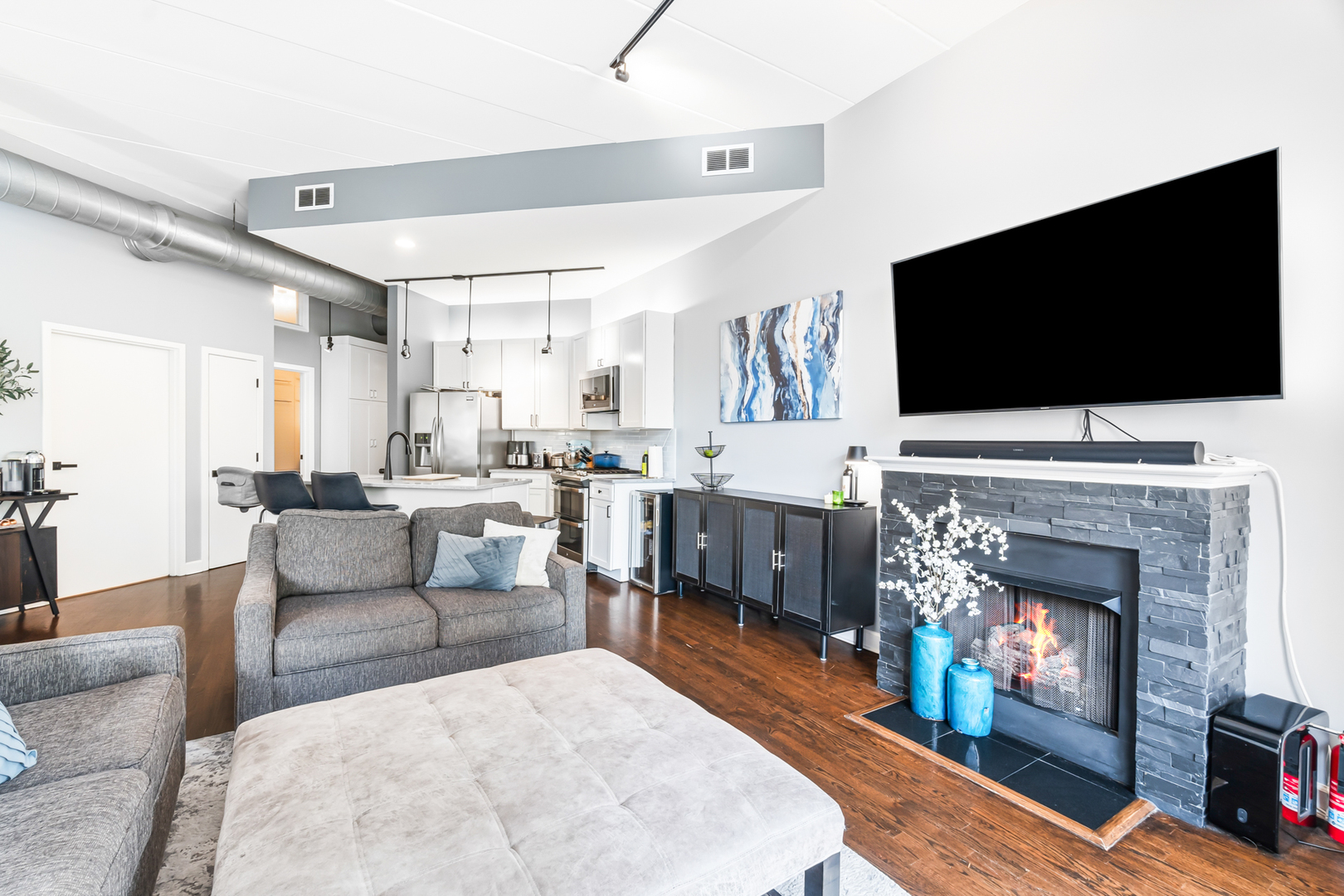 936 W Madison Street Unit: D2