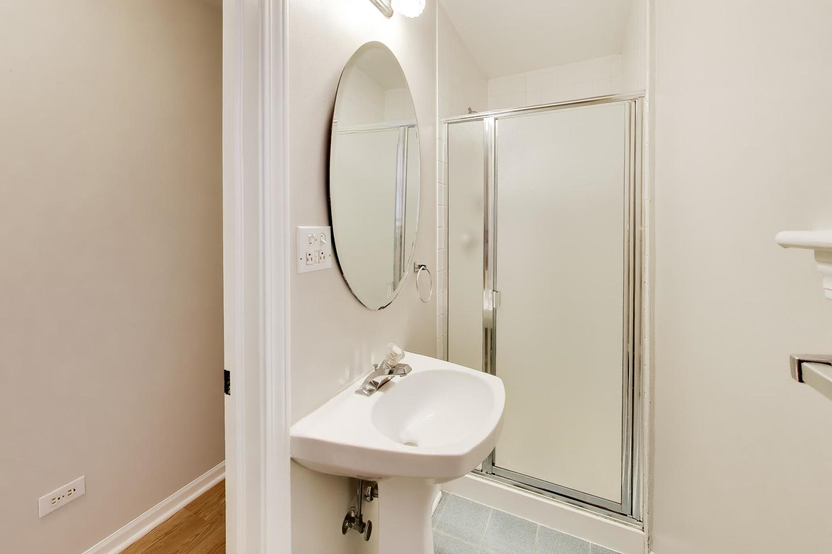 1453 N Larrabee Street Unit: A