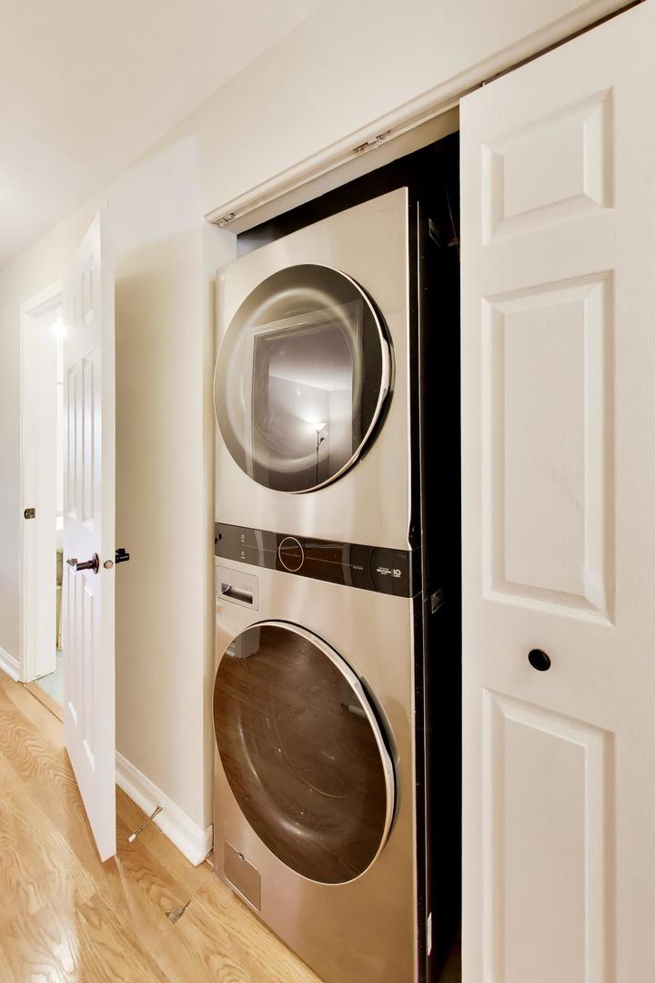 1453 N Larrabee Street Unit: A