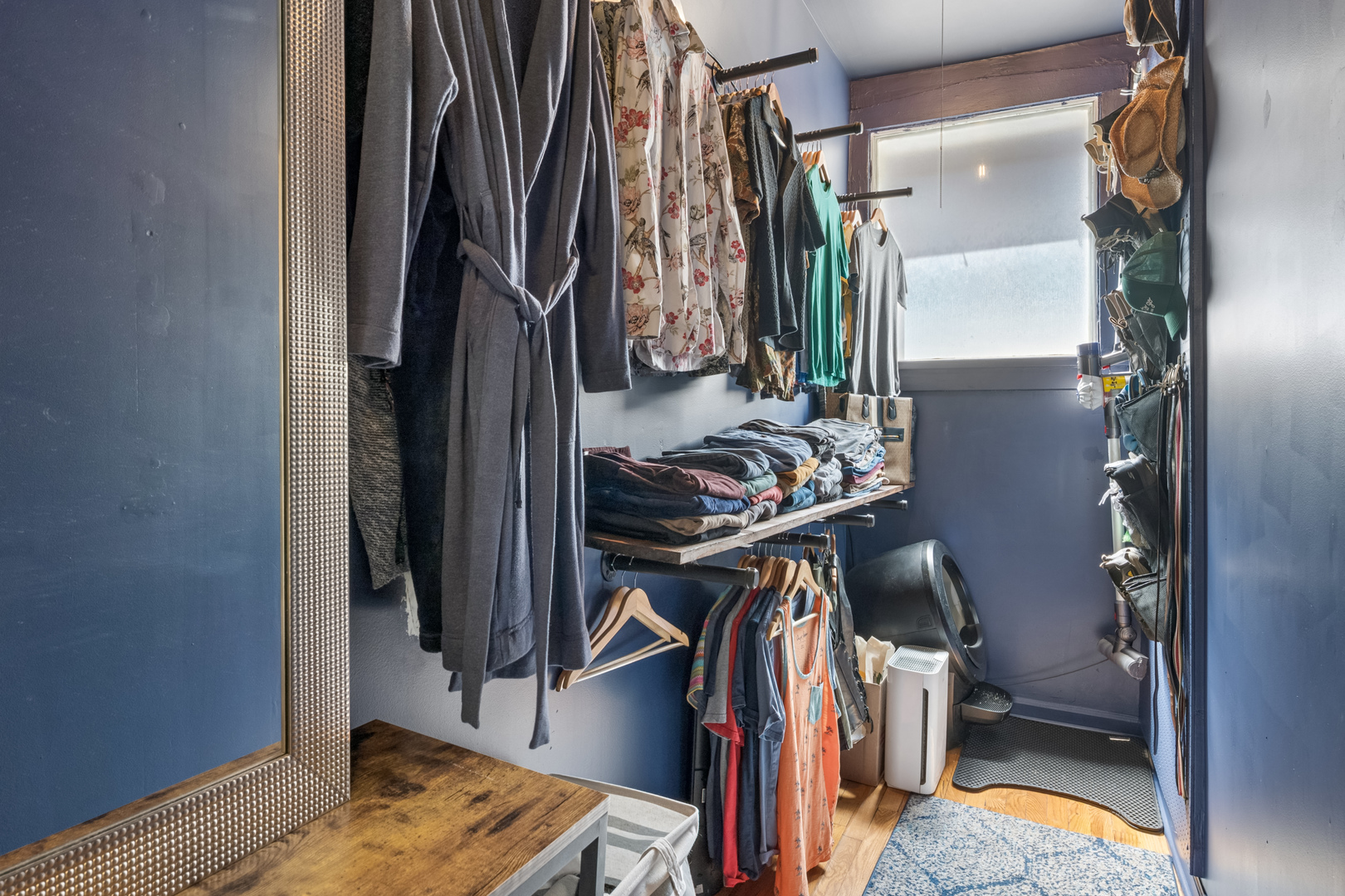 715 W Barry Avenue Unit: 5B
