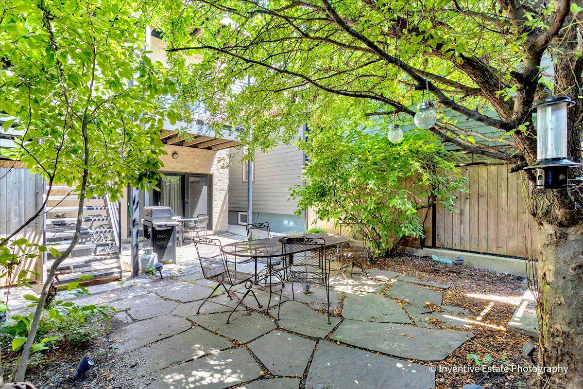 2147 N Talman Avenue Unit: 3