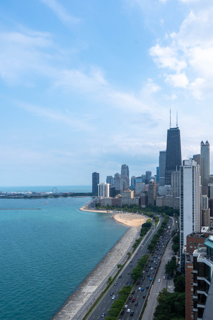 1440 N LAKE SHORE Drive Unit: 9E