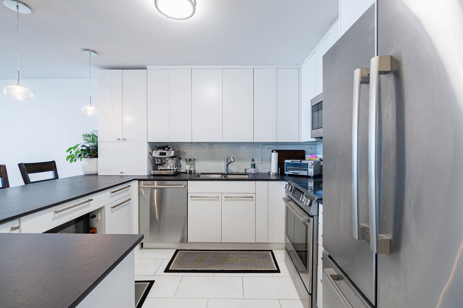 1440 N LAKE SHORE Drive Unit: 9E