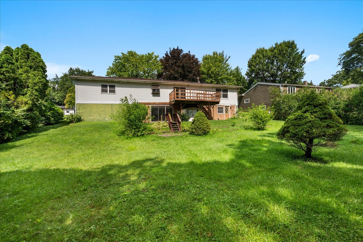 7655 Woodview Drive