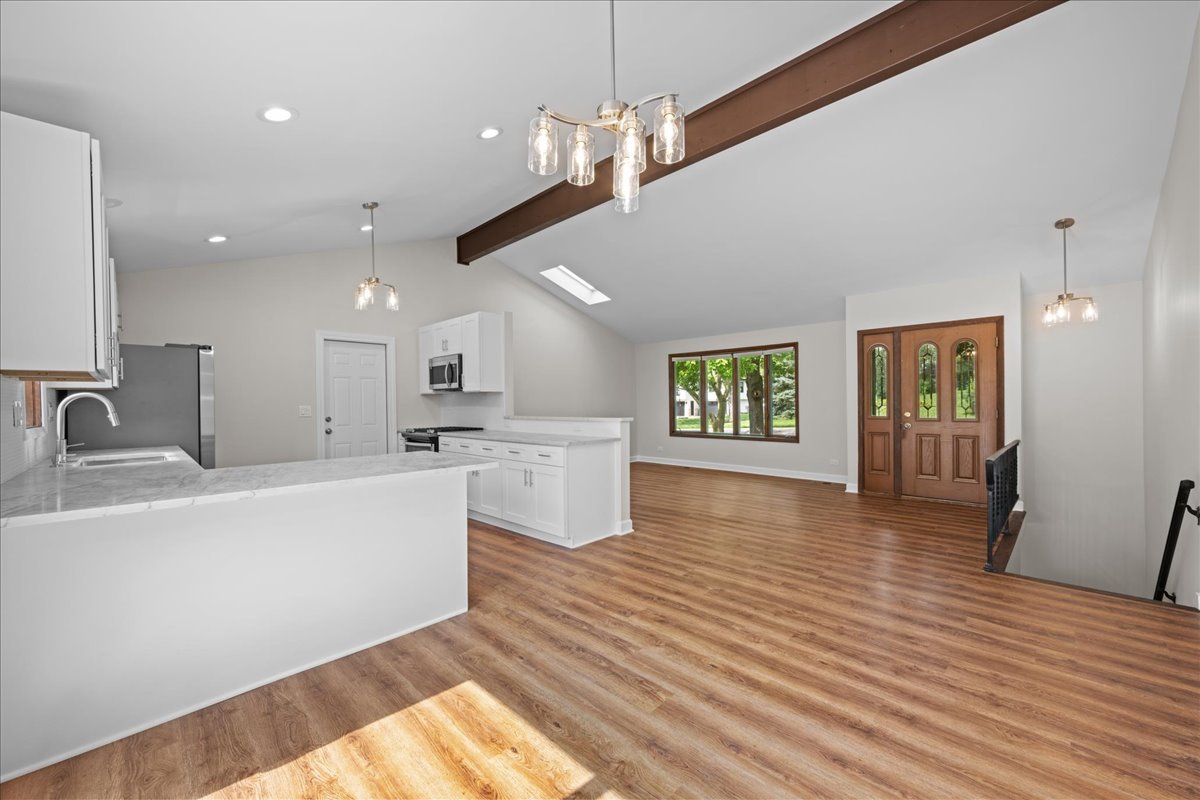 7655 Woodview Drive