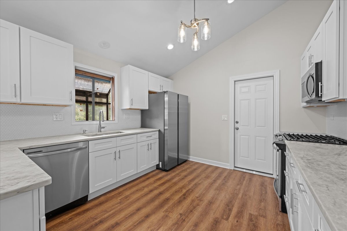 7655 Woodview Drive