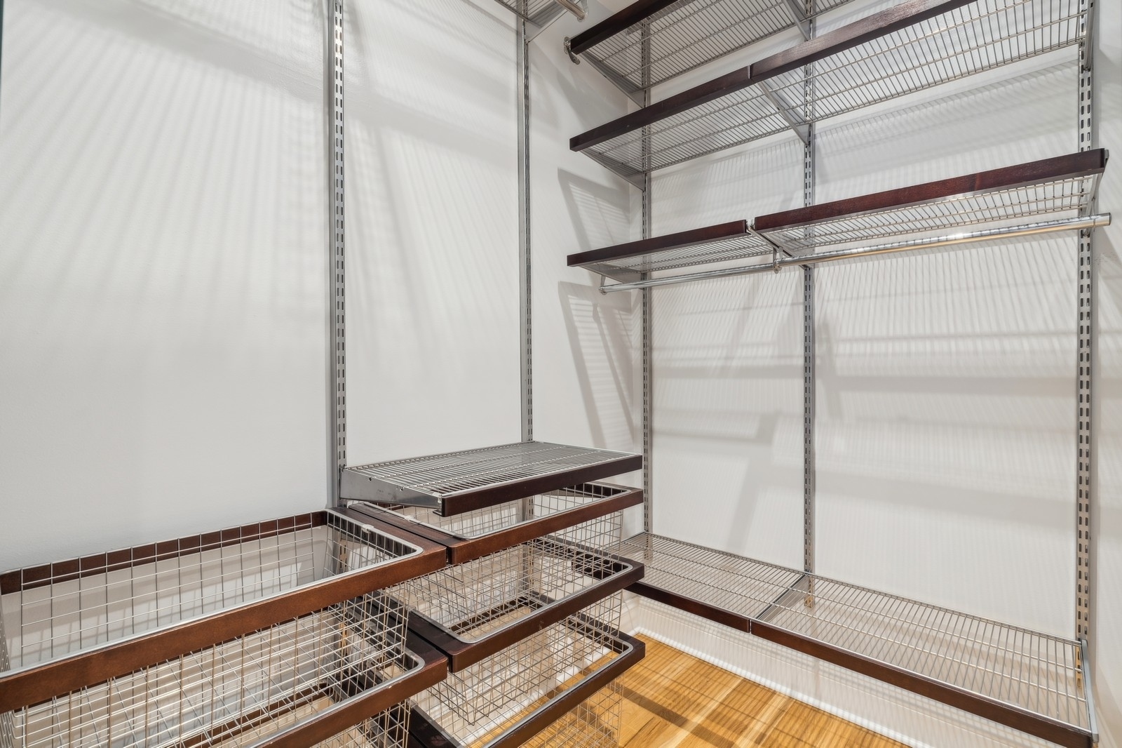 2910 N Commonwealth Avenue Unit: 3