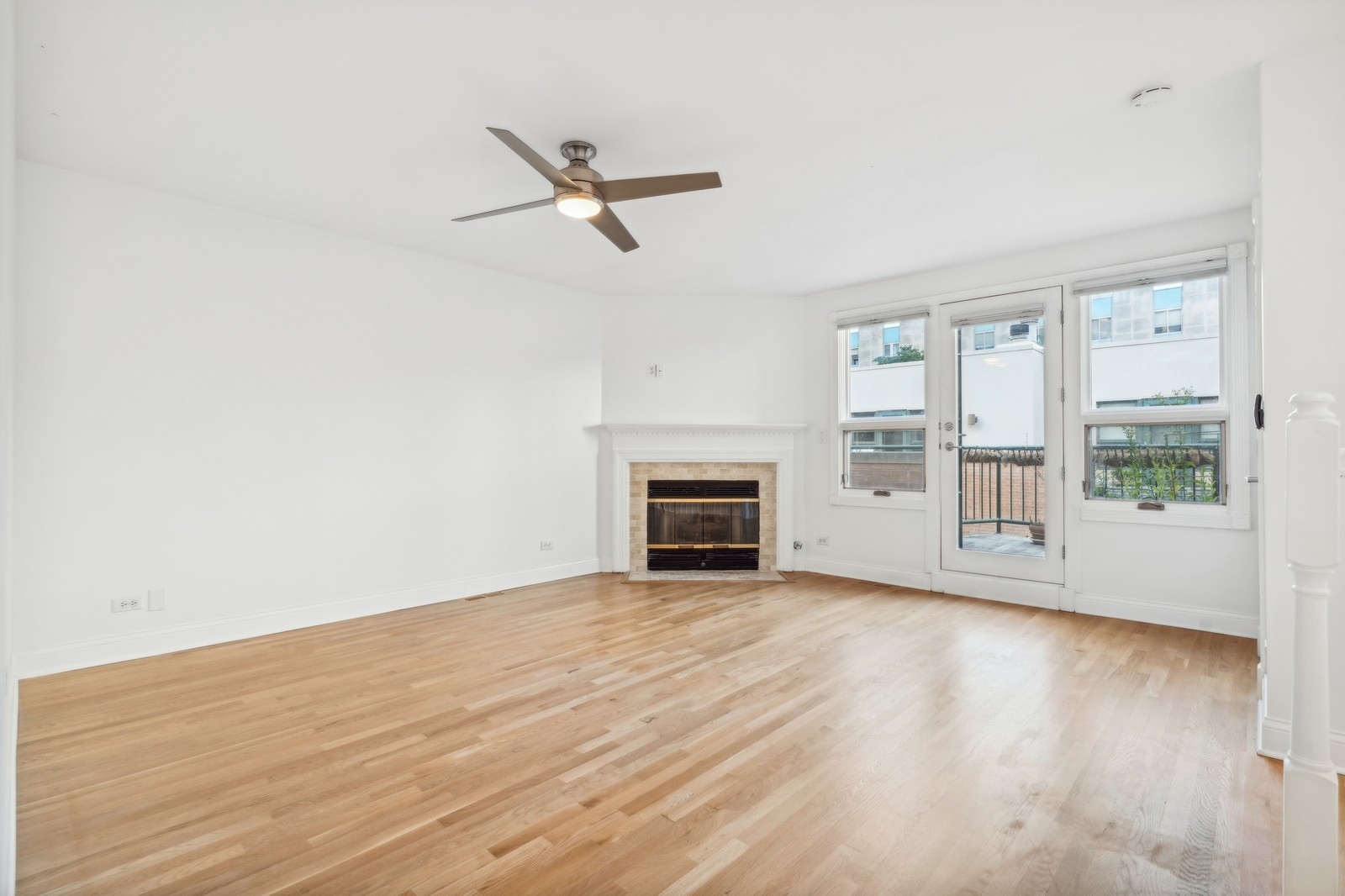 2910 N Commonwealth Avenue Unit: 3