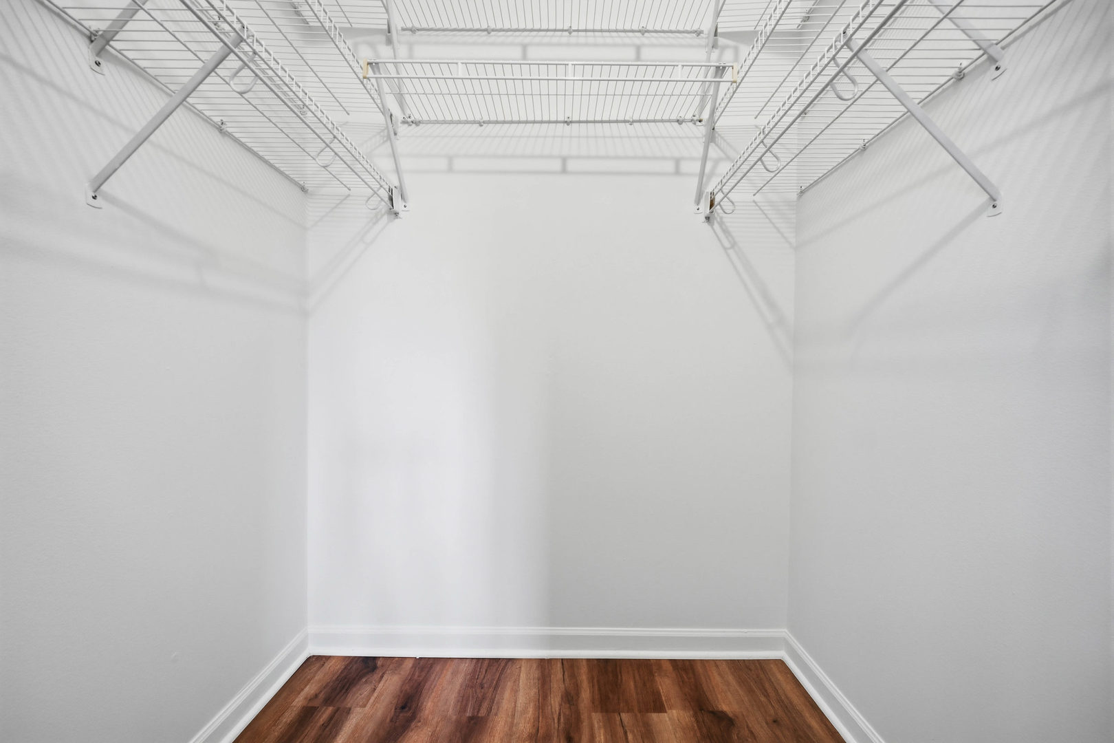 1460 Fairlane Drive Unit: 311