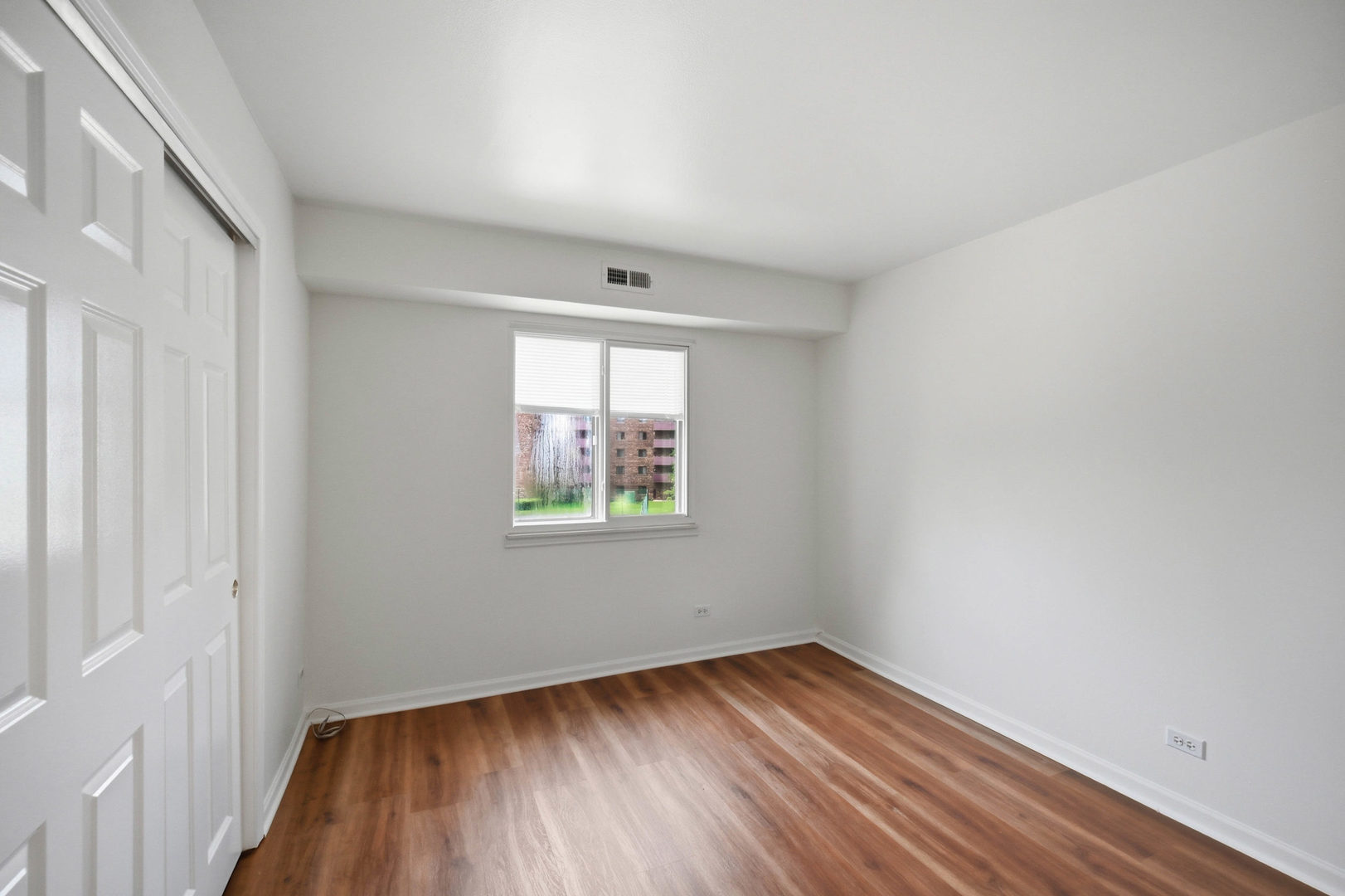 1460 Fairlane Drive Unit: 311