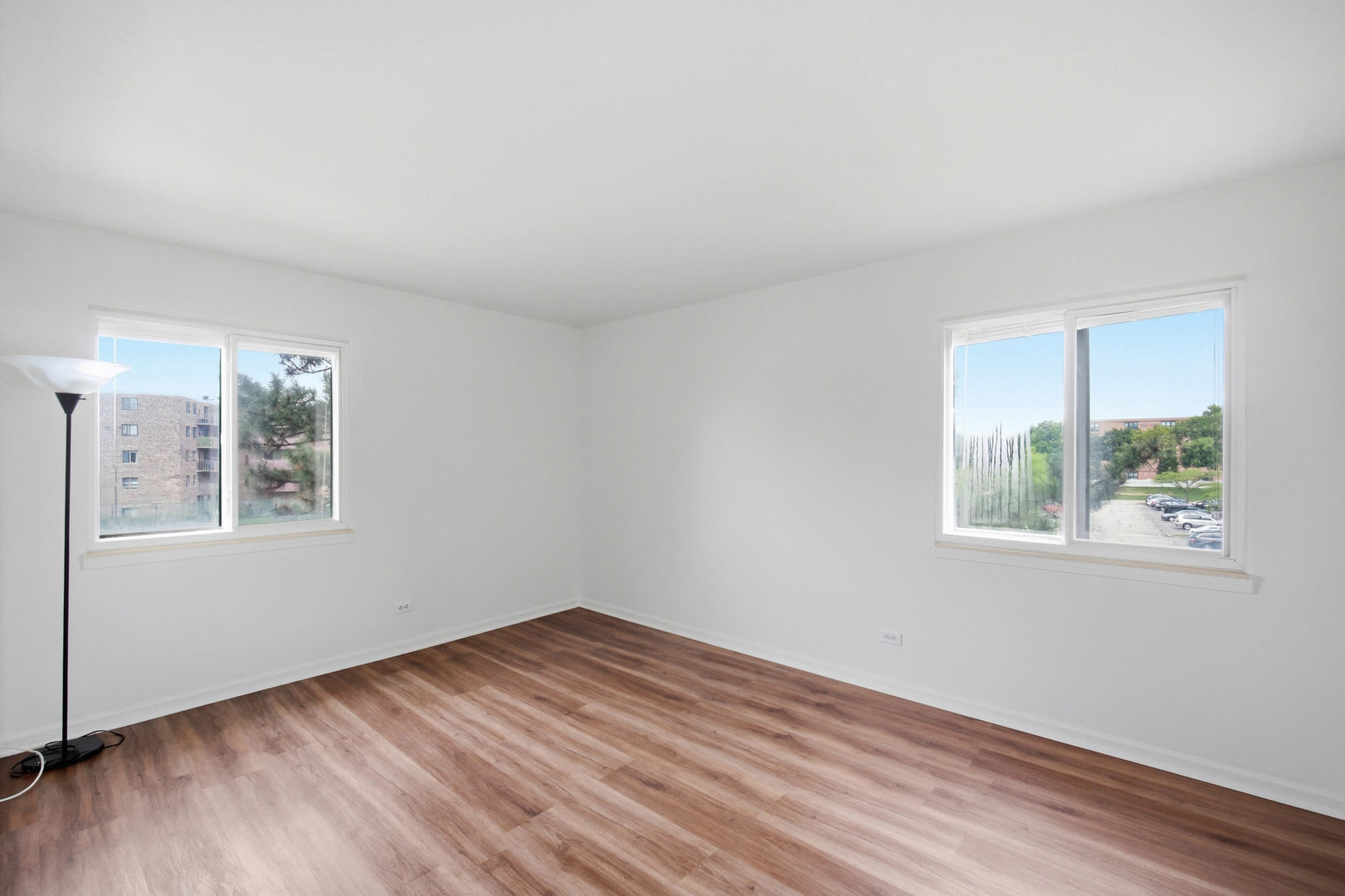 1460 Fairlane Drive Unit: 311
